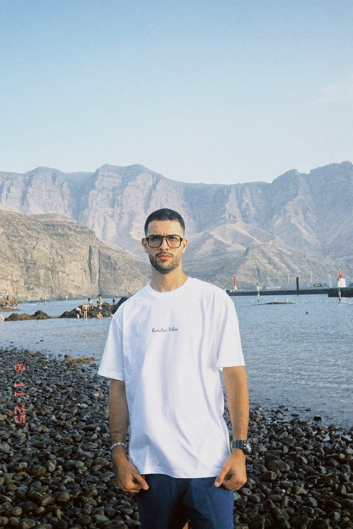 Camiseta Cerca del mar – Enralao Vibes