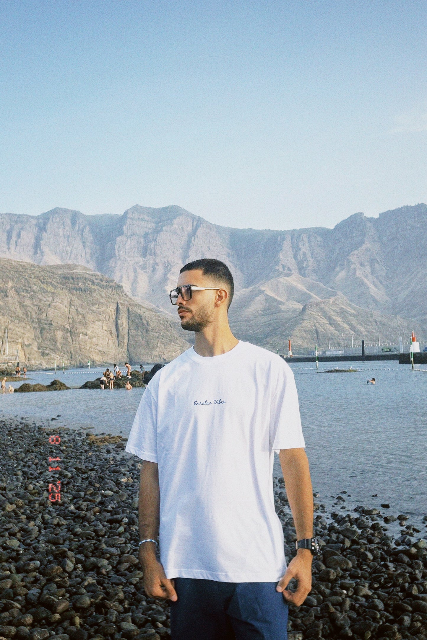 Camiseta Cerca del mar – Enralao Vibes