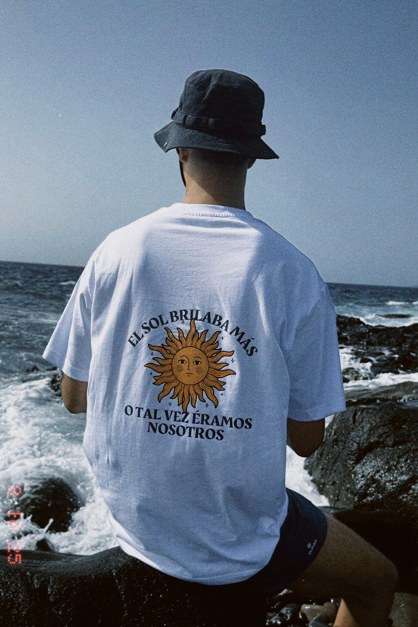 Camiseta El Sol Brillaba Más – Enralao Vibes